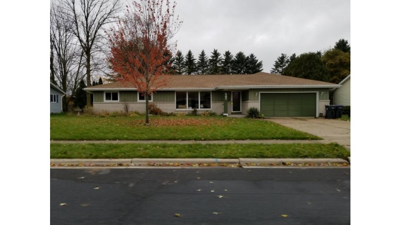 247 S 5th St Cedar Grove, WI 53013-1383 by First Weber Inc- West Bend $131,820