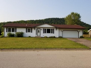 509 Mahlum St, Coon Valley, WI 54623