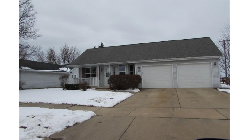 1921 Ceil Little Chute, WI 54140-1273 by RE/MAX 24/7 Real Estate, LLC $124,900