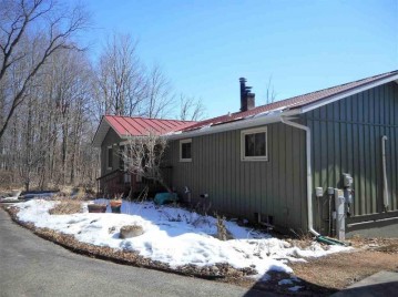 10007 Trout Creek Road, New Hope, WI 54407