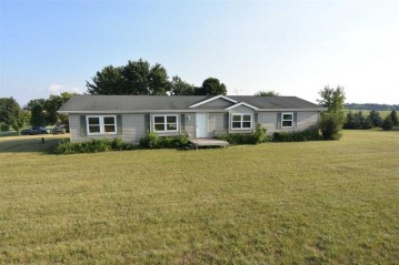 W5815 Hwy S, Center, WI 54106-8238