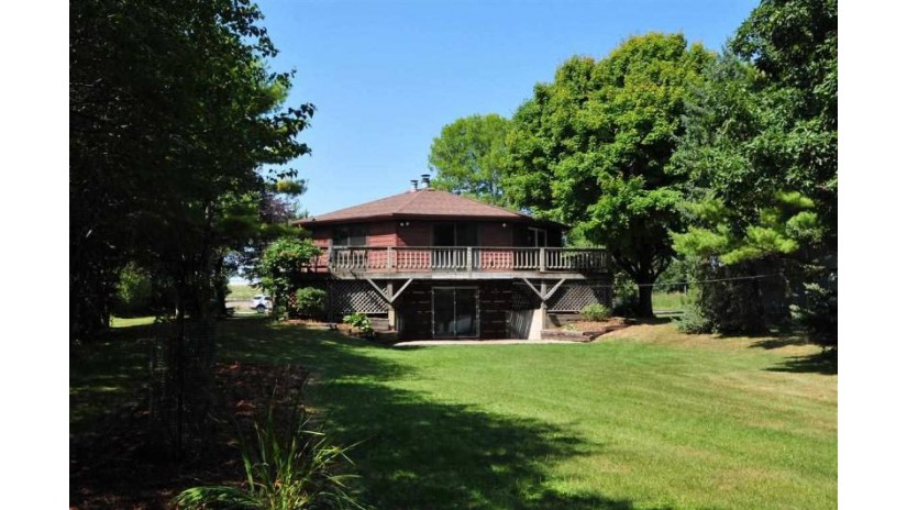 1555 Butte Des Morts Beach Road Fox Crossing, WI 54956-1409 by Acre Realty, Ltd. $239,900