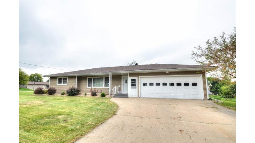 136 West St Dane, WI 53529 by Re/Max Preferred $224,900