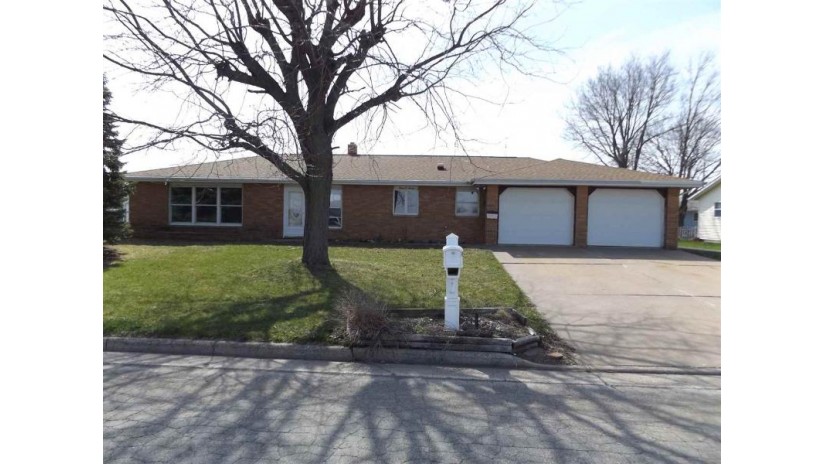 307 N Lincoln St Cuba City, WI 53807 by Century 21 Affiliated $65,000