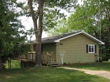 3255 County Road G, Jackson, WI 53952