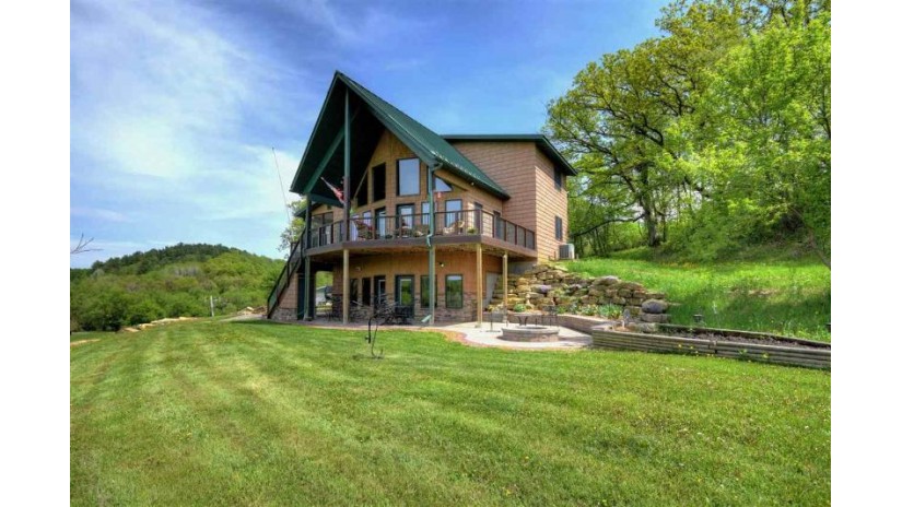 4490 Otter Rd Dodgeville, WI 53533 by The Professional Brokers $1,000,000