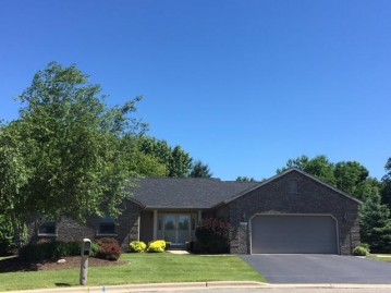 1505 Stacy Ln, Fort Atkinson, WI 53538