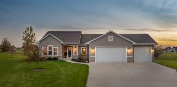 5179 Georgetown Court, Omro, WI 54963