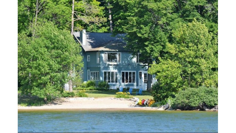 4167 Bay Shore Dr Sturgeon Bay, WI 54235 by True North Real Estate Llc $1,095,000