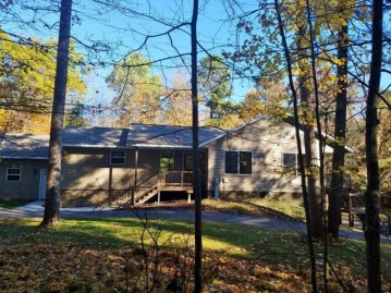 8644 Peggys Ln, Woodruff, WI 54568