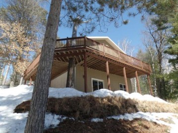 5617 Riverview Dr, Pine Lake, WI 54501