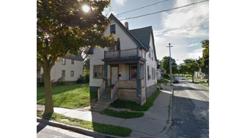 3037 N 14th St Milwaukee, WI 53206 by Modern MilwauKey Real Estate LLC $2,500