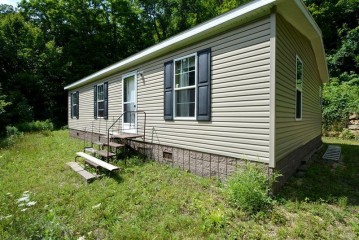 27784 Sunny Slope Rd, Henrietta, WI 53924-7052