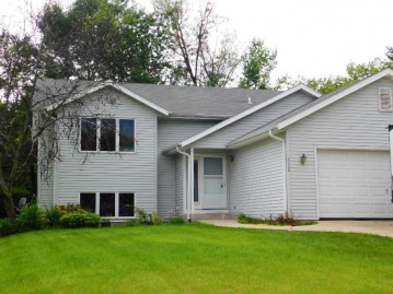2430 Brentwood Dr, Waukesha, WI 53188-2742