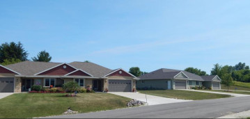 4035 Spring Ct, Sheboygan, WI 53083