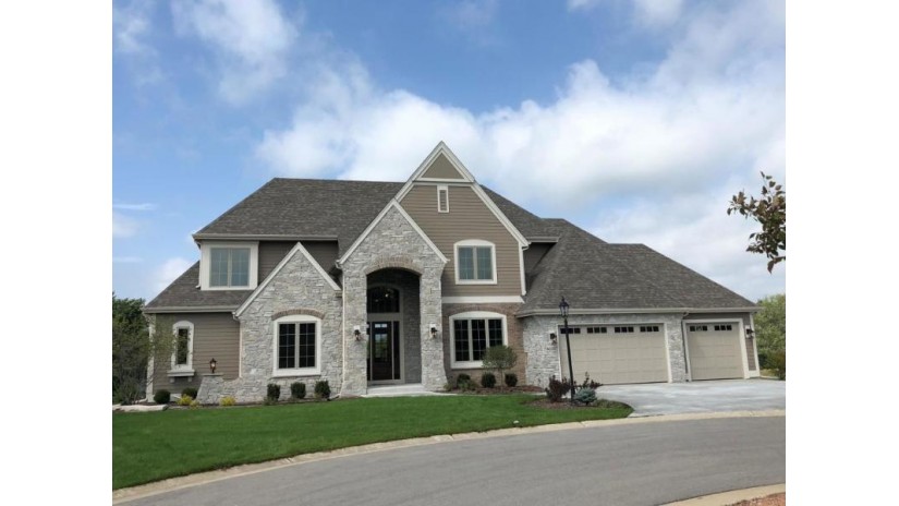 4225 Kings Way Ct 7 Brookfield, WI 53045 by First Weber Inc -NPW $1,149,900