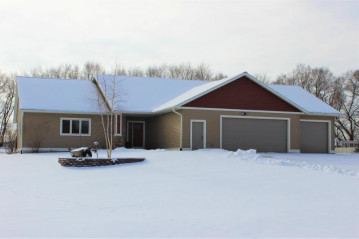 W8033 Prairie Woods St, Holland, WI 54636-4001