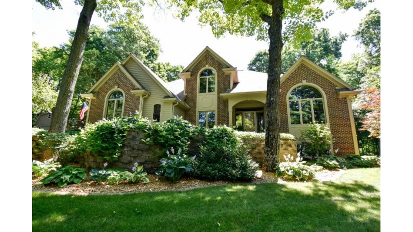 1420 Hillside Rd Richfield, WI 53033 by First Weber Inc - Menomonee Falls $579,500