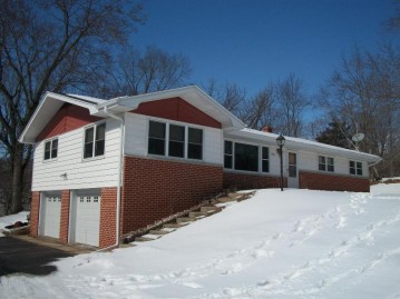 4761 State Road 144, Polk, WI 53086-9528