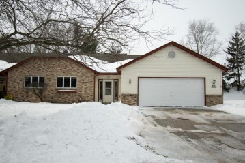 W199N11285 Rosewood Ct 2, Germantown, WI 53022-2935