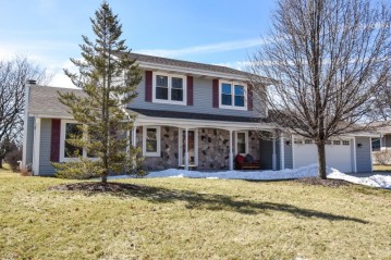 4435 W Terry Ave, Brown Deer, WI 53223-3135