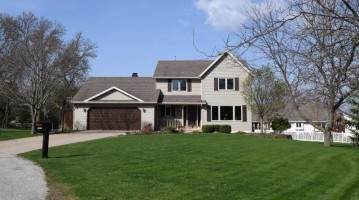 5032 Redbud Ct, Scott, WI 54311-4301