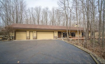 3612 Birnamwood Dr, Polk, WI 53086-9791