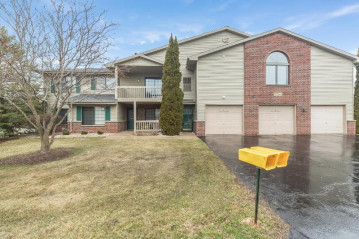 1264 30th Ct 2F, Kenosha, WI 53144-3034