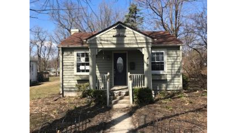 416 Atkinson St Mukwonago, WI 53149 by Realty Executives - Elite $89,900