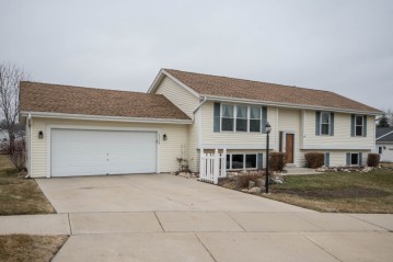 2508 Jacob Ct, Waukesha, WI 53188-7305