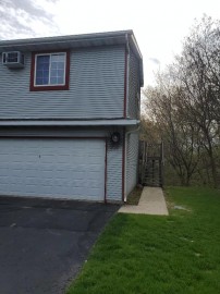 545 Slinger Rd 4, Slinger, WI 53086-9433