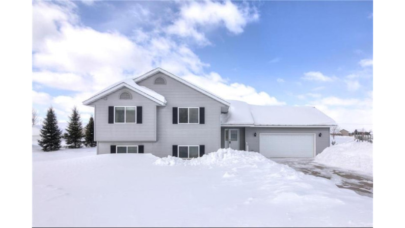 4362 118th Street Chippewa Falls, WI 54729 by C & M Realty $219,900