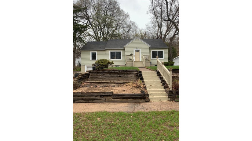 1814 Bellevue Avenue Eau Claire, WI 54703 by Investment Real Estate $139,900