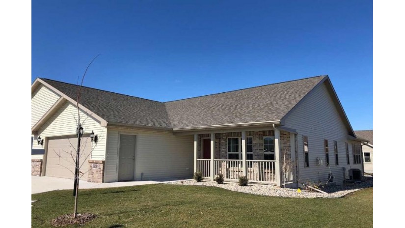 1363 Moonlight Lane Fond Du Lac, WI 54937 by Adashun Jones, Inc. $264,900