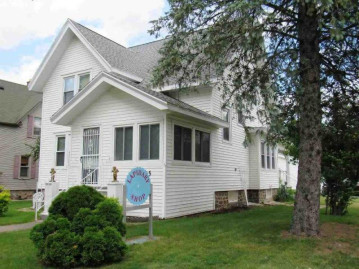 405 Pine River Street, Redgranite, WI 54970