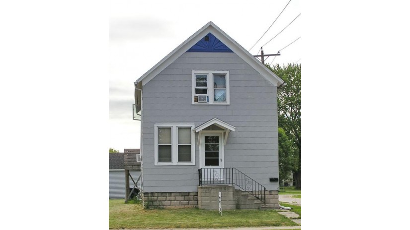 917 N Webster Avenue Green Bay, WI 54302 by Mark D Olejniczak Realty, Inc. $65,900