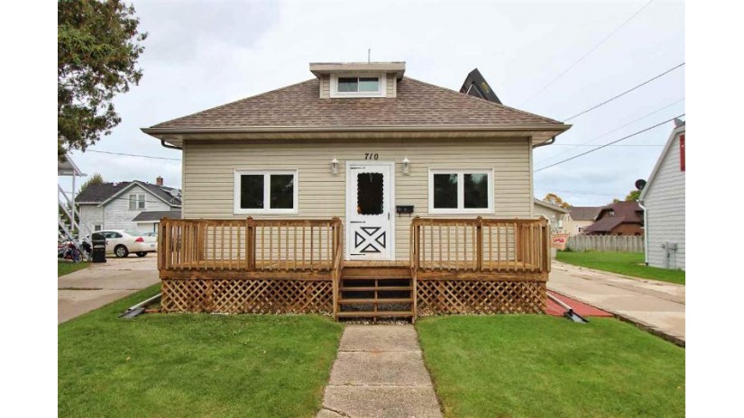 710 Wisconsin Avenue Kewaunee, WI 54216 by Coldwell Banker Real Estate Group $121,900