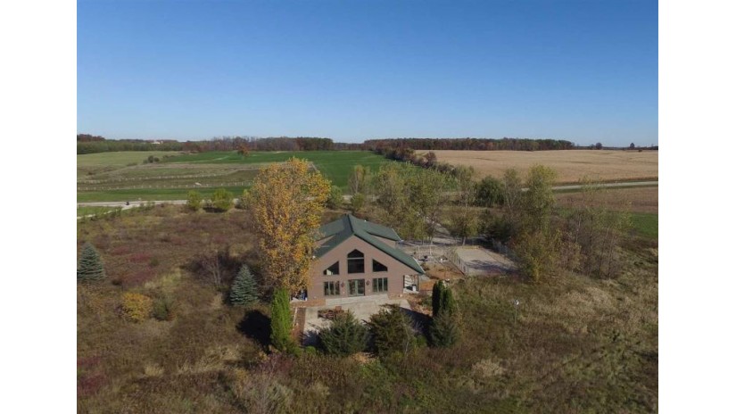 W4545 Hwy E Stockbridge, WI 53014 by Klapperich Real Estate, Inc. $310,000