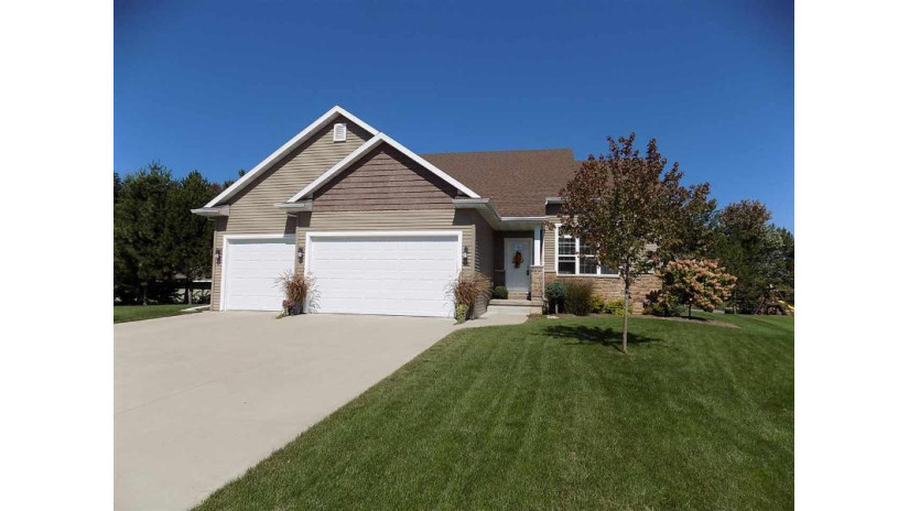 1188 Starview Drive Grand Chute, WI 54913 by Century 21 Ace Realty $342,500