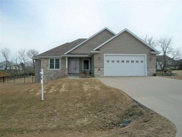 N8367 Beachview Drive, Taycheedah, WI 54937