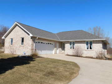 3377 Scottwood Drive, Green Bay, WI 54311-7251