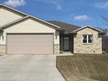 21 Trails End Court, Fond Du Lac, WI 54937-6801