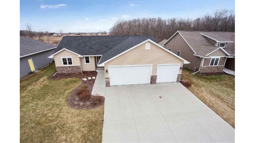 N8983 Spring Valley Road Harrison, WI 54952 by Coldwell Banker Real Estate Group $280,527