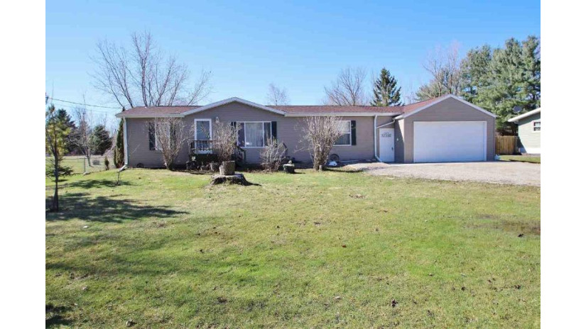 W249 Center Street Angelica, WI 54137 by Resource One Realty, Llc $136,500