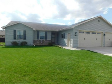 605 Debruin Road, Combined Locks, WI 54113