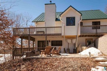 W9109 Woodchuck Ln, Spooner, WI 54801