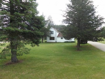 3752 9th Ave, Dell Prairie, WI 53965