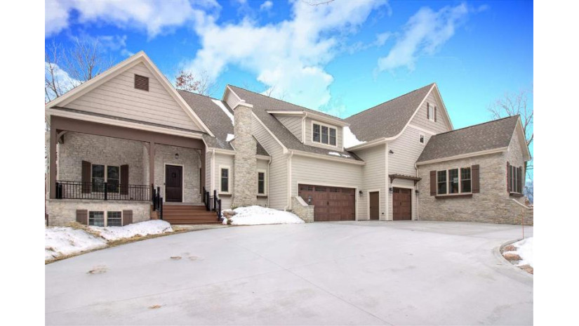 W300N2815 Maple Ave Delafield, WI 53072 by Badger Realty Service $1,395,000