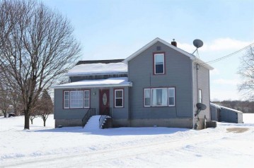 218 W Church St, Oakfield, WI 53065