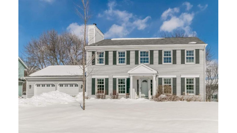 5770 Wilshire Dr Fitchburg, WI 53711 by Stark Company, Realtors $429,900